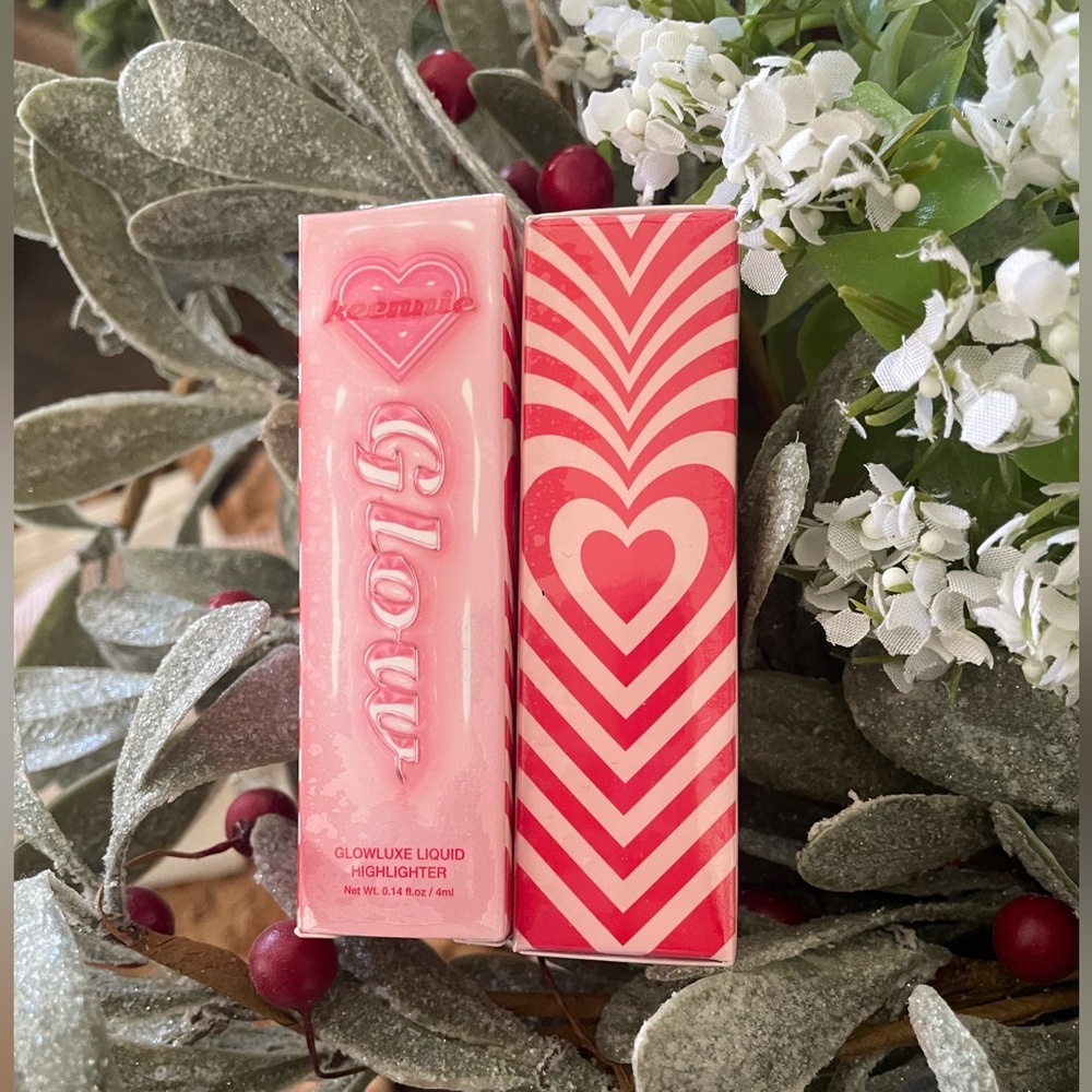 2💜$10
Keennie Glowluxe Liquid Highlighter